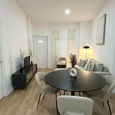 76 St Pierre - 1 Bedroom - Vaise Διαμέρισμα